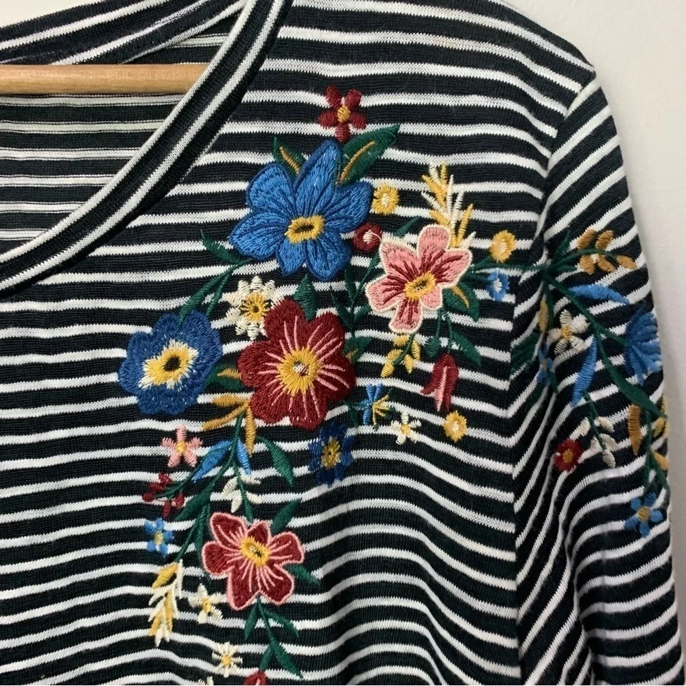 [Umgee] Black & White Striped Embroidered Floral 3/4 Sleeve Dress - Picture 3 of 7